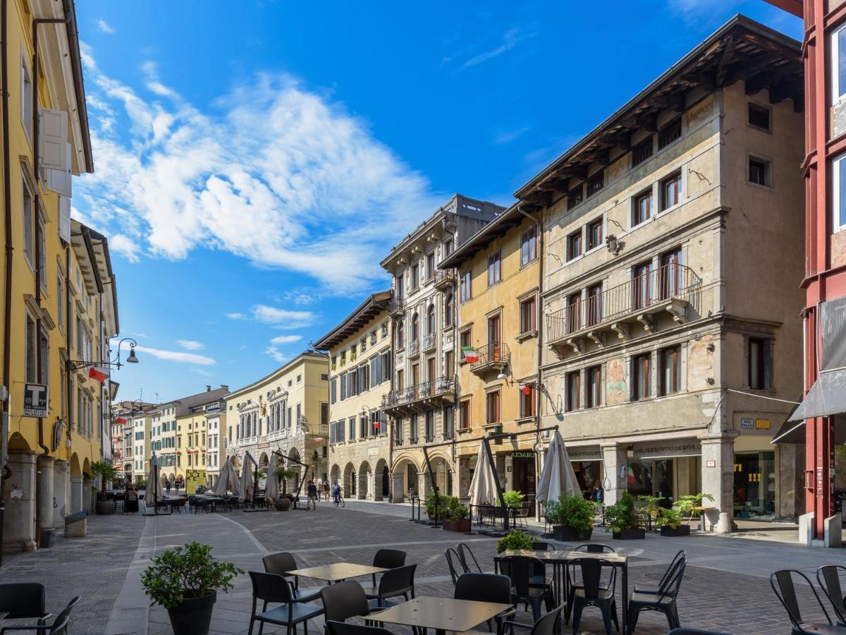 Mercatovecchio Luxury Apartments Udine Eksteriør bilde